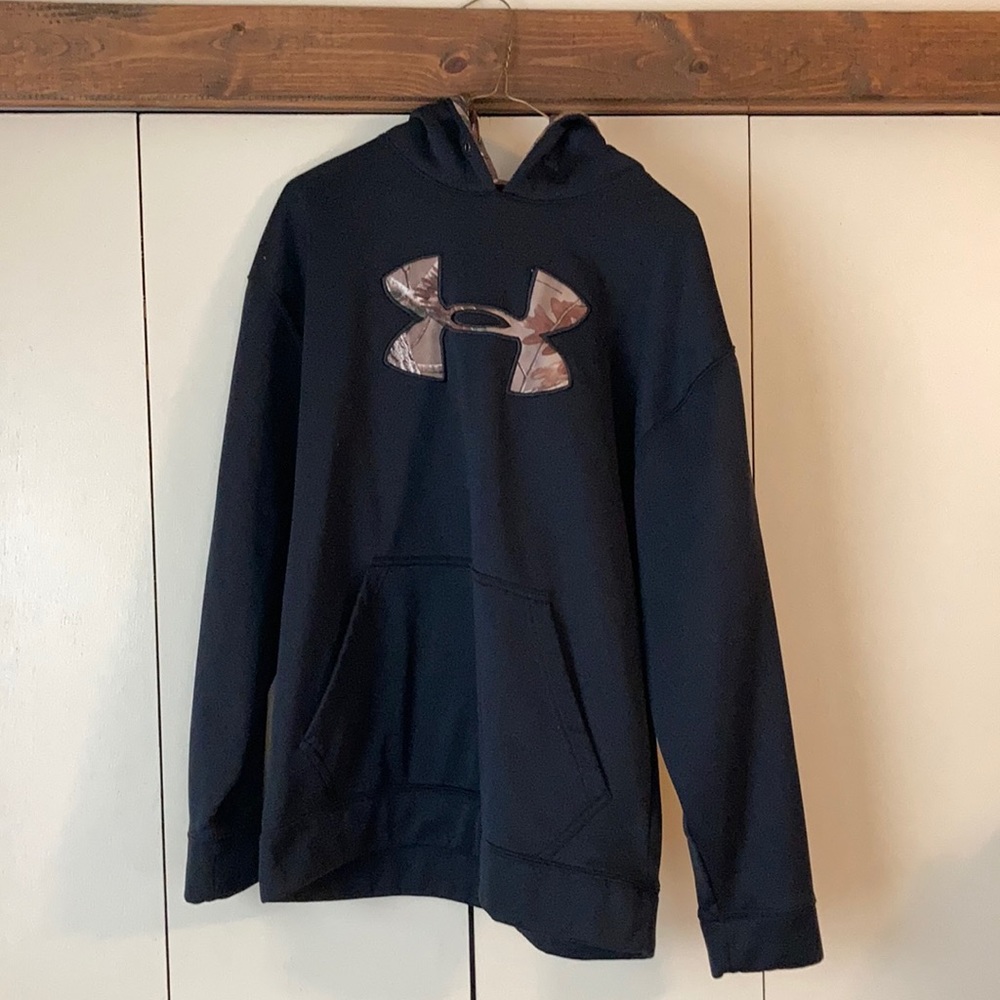 Under armour camo hoodie